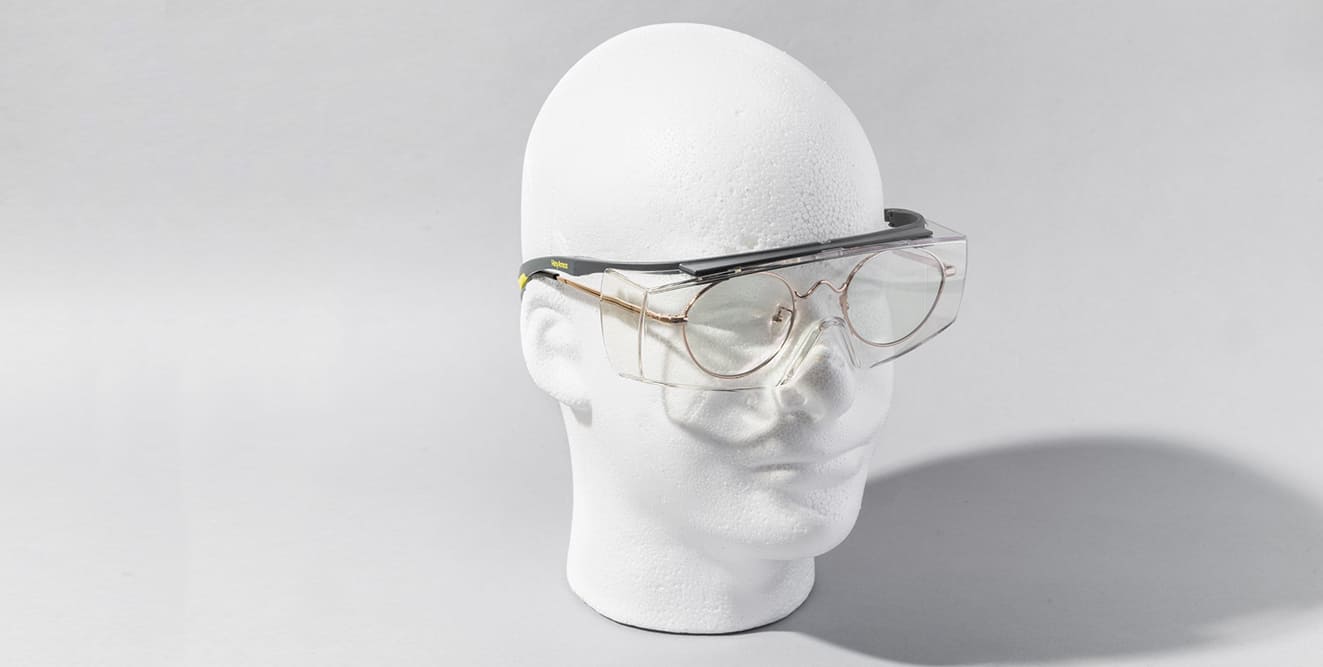 如何正确选择和使用防冲击眼镜保护眼睛健康