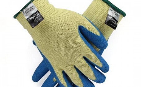 杜邦™Kevlar®纤维 KK1062 涂层手套